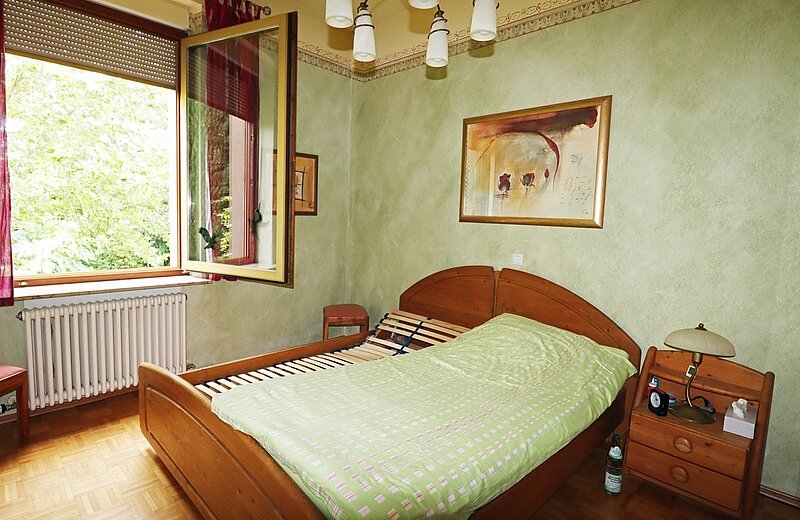 Schlafzimmer der Wohnung im OG links