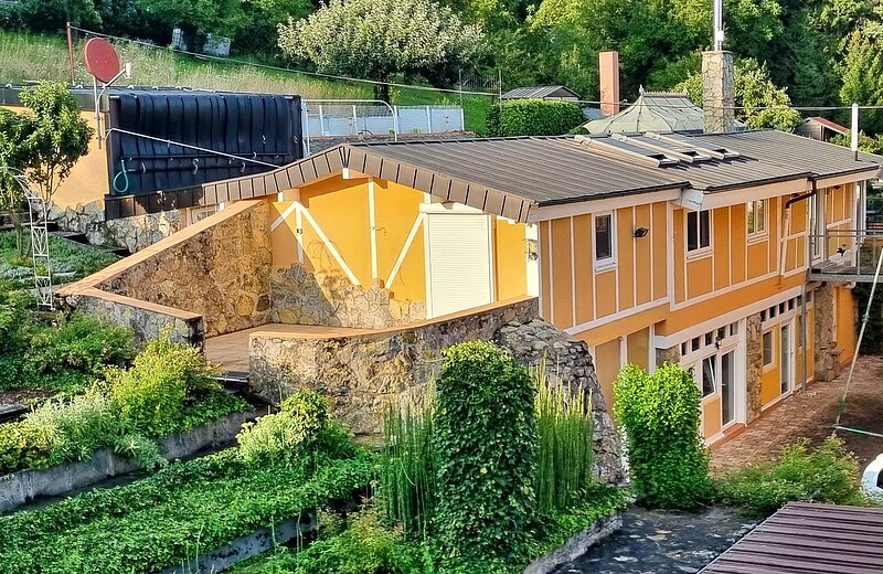Nebengebäude im mediterranen Stil