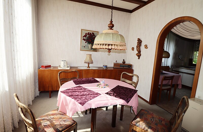Esszimmer der Wohnung im OG rechts