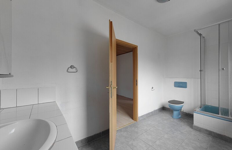 Duschbad, Wohnung 1