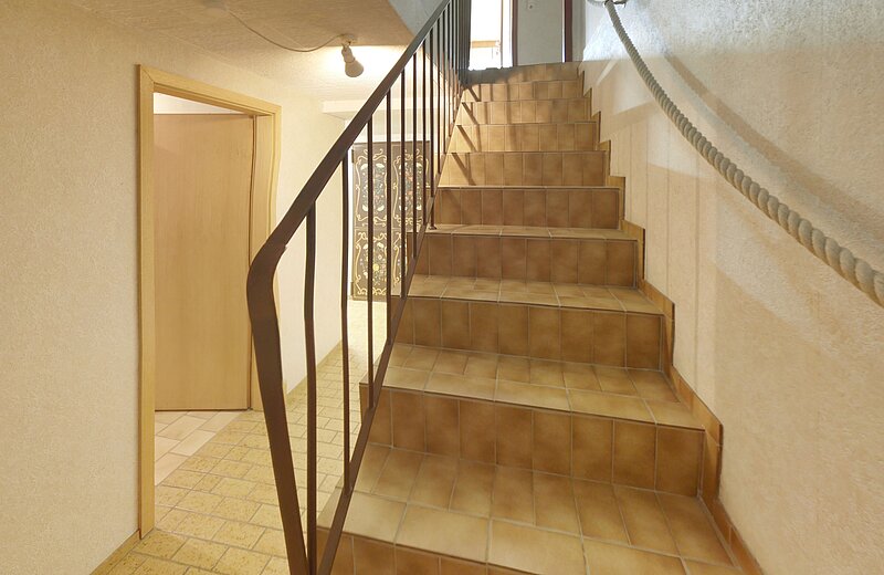 Treppe ins UG