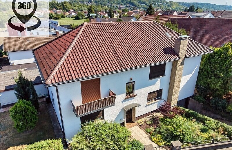 Vorderansicht des Hauses