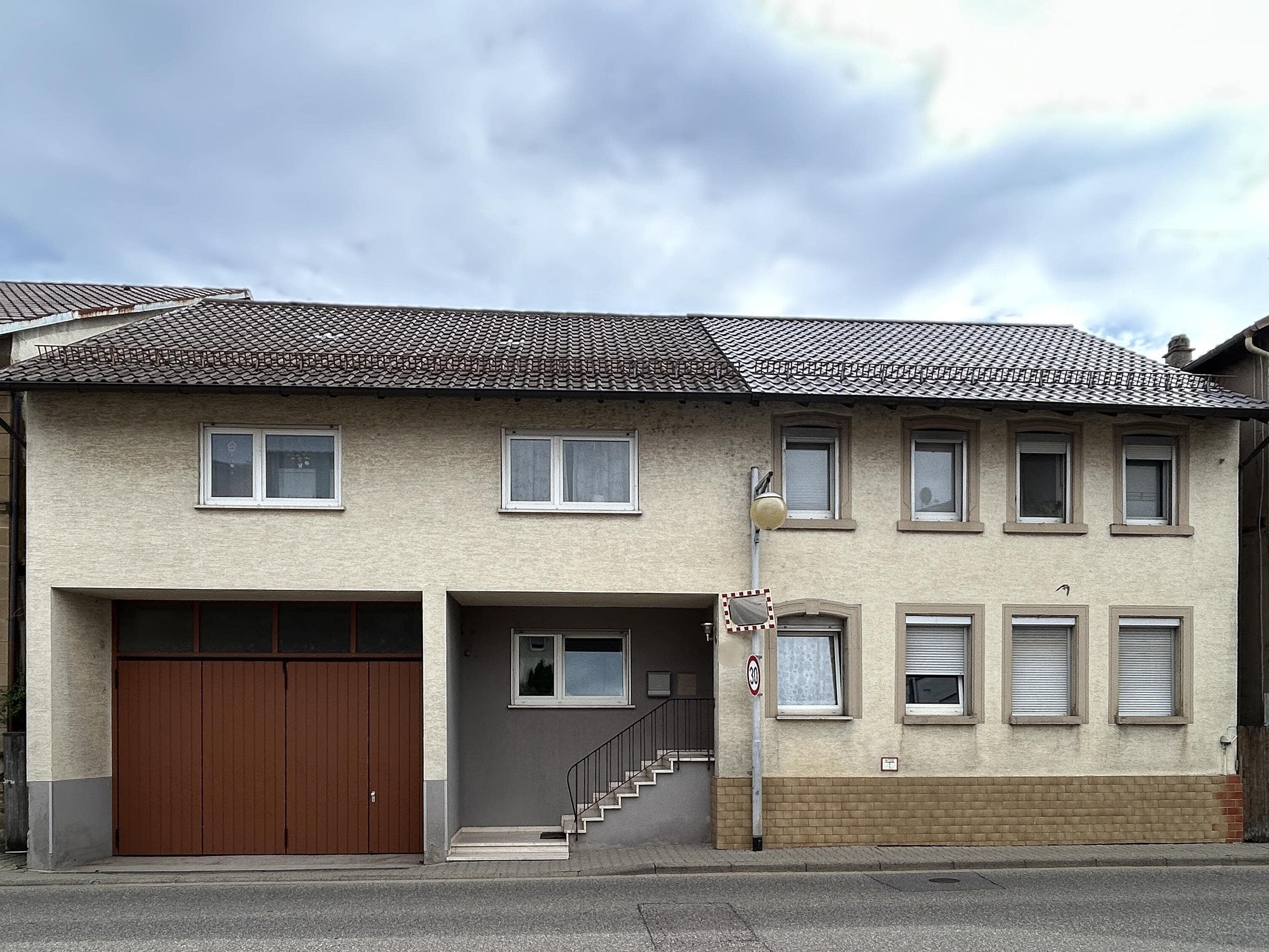 Straßenansicht