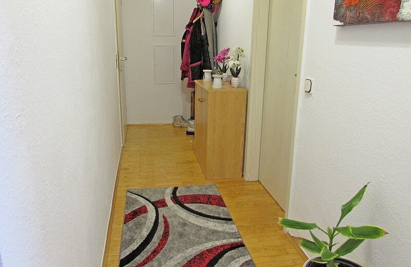 Flur Wohnung OG