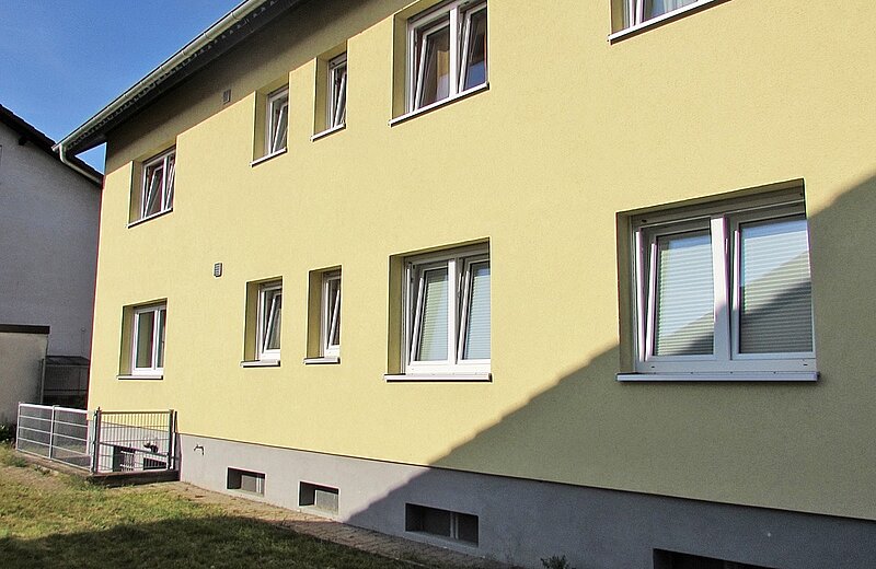 seitliche Hausansicht