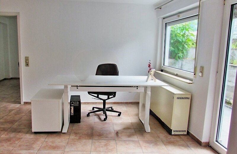 Wohn-/Ess-/Arbeitszimmer