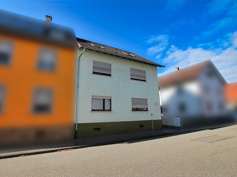 Maisonettewohnung im Zweifamilienhaus in Jöhlingen!