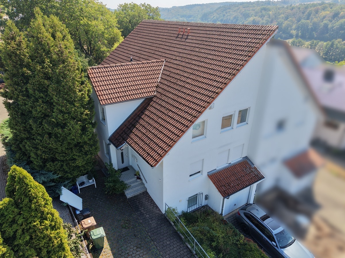 Blick auf die Doppelhaushälfte