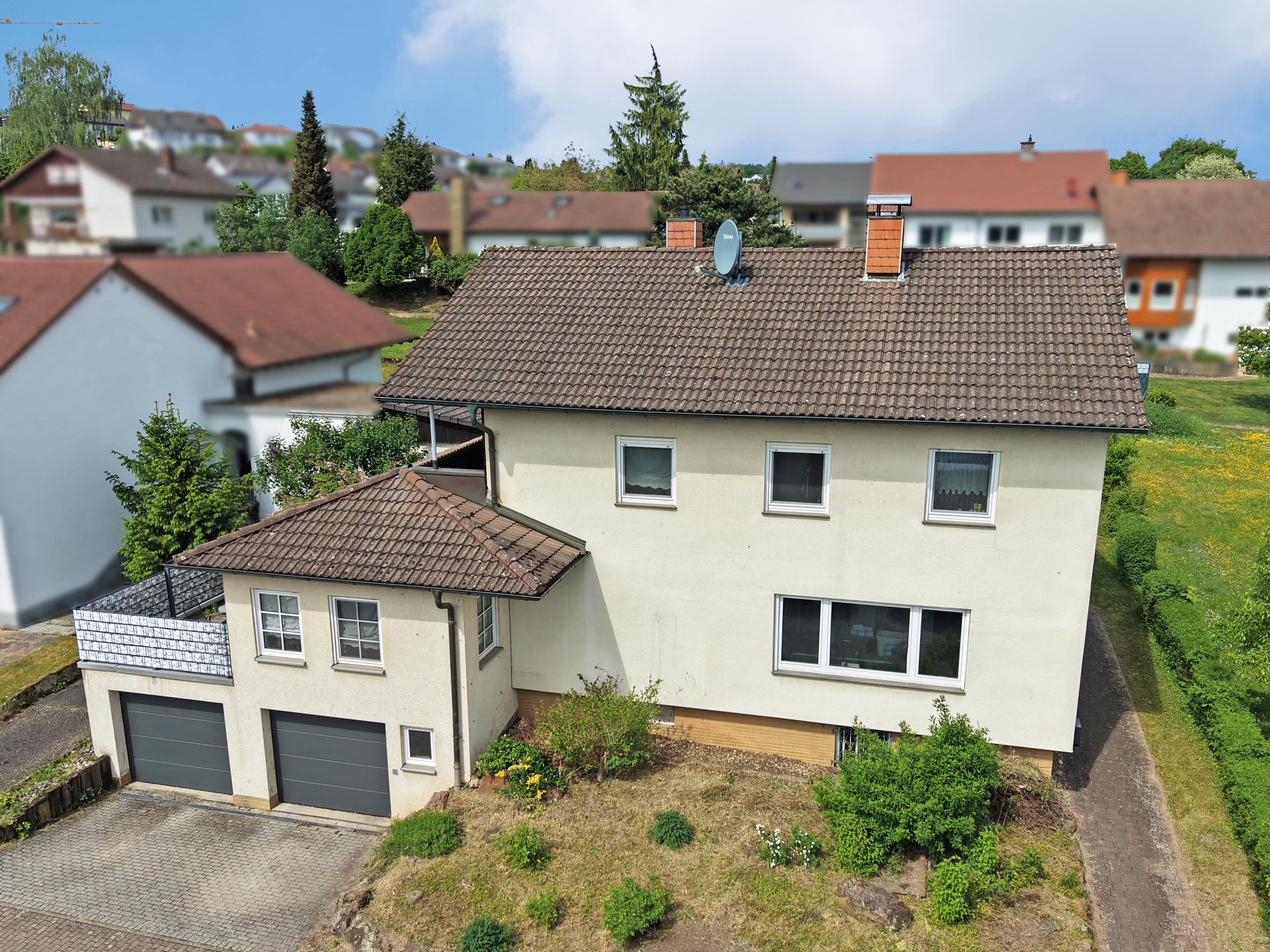 Straßenansicht